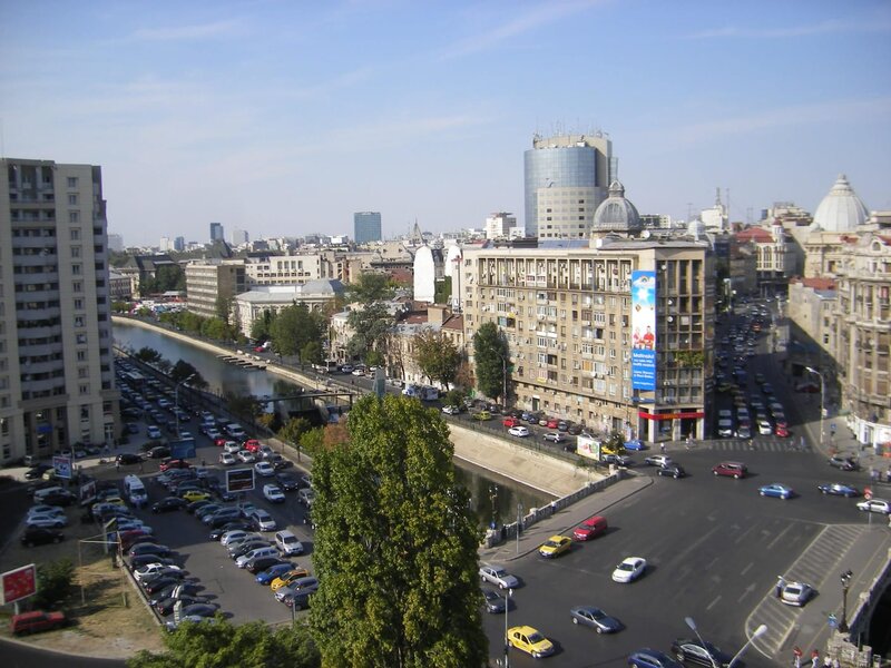 Piata Unirii, Palatul Parlamentului, pret negociabil,